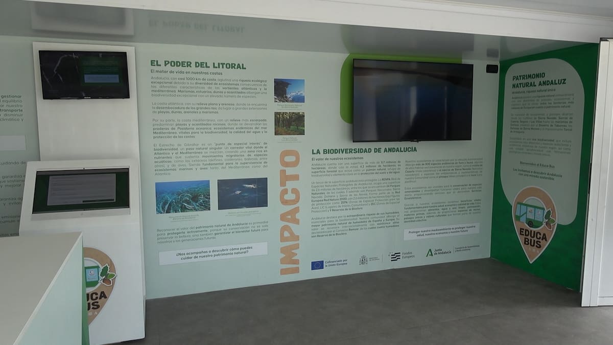 El ‘EducaBus’ llega a Andújar para sensibilizar sobre sostenibilidad y cambio climático