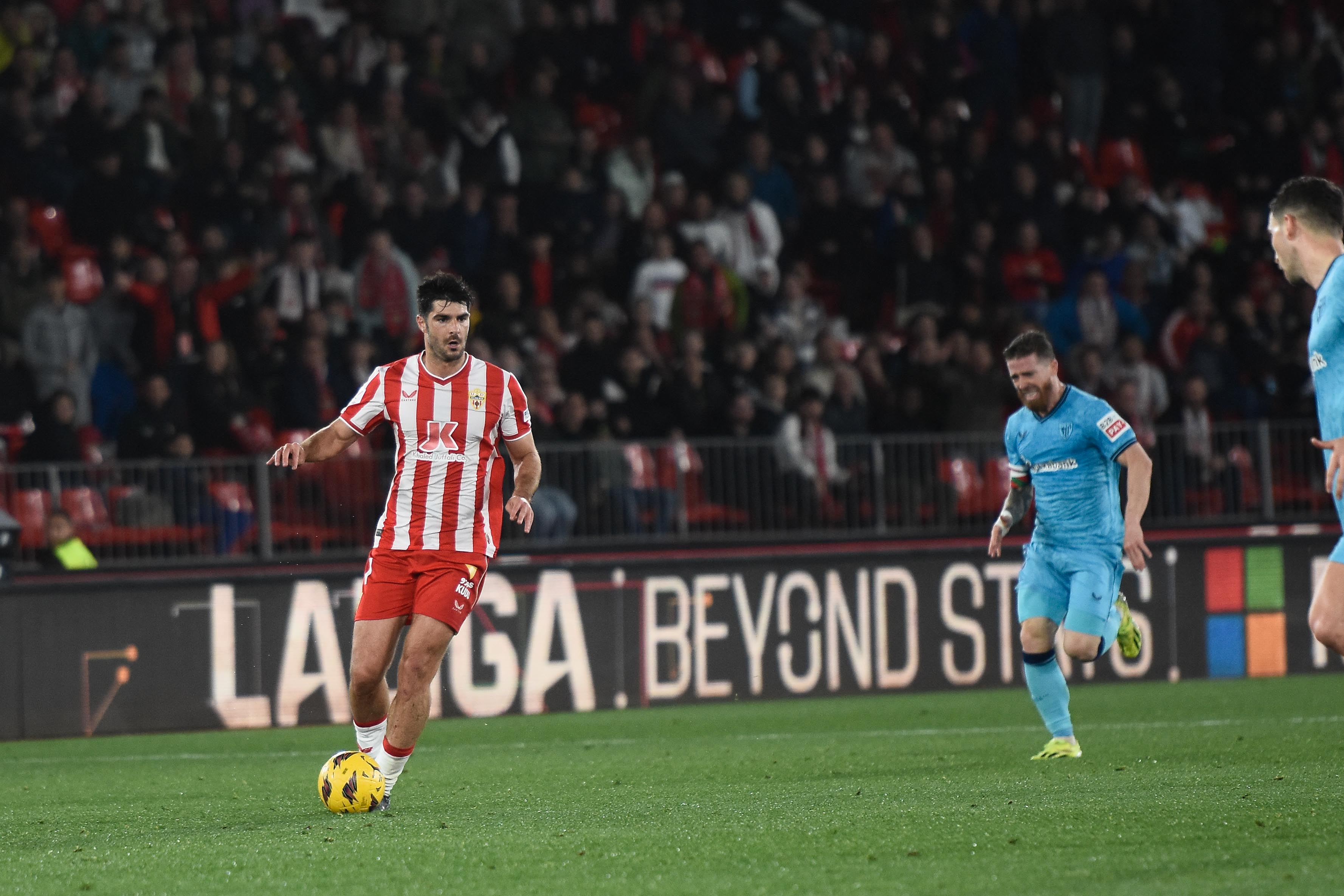 Melero salió en la segunda parte del partido ante el Athletic en el Estadio de los Juegos Mediterráneos.