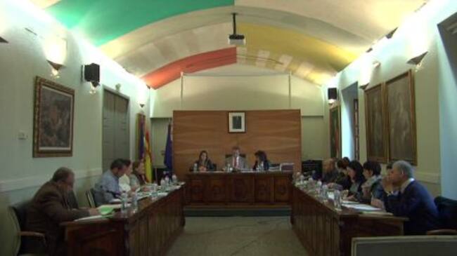 Los ediles resuelven la extinción del contrato del parking público con la empresa HOGARSUR SAU