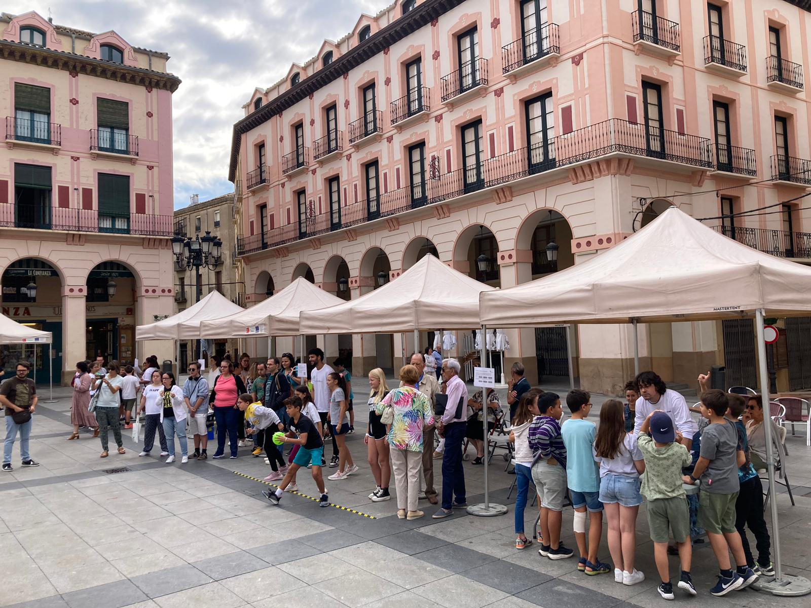 Actividad de Alzheimer Huesca durante la mañana de este jueves