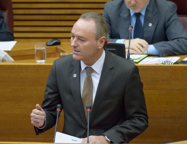 Alberto Fabra, en la sesión de control en les Corts