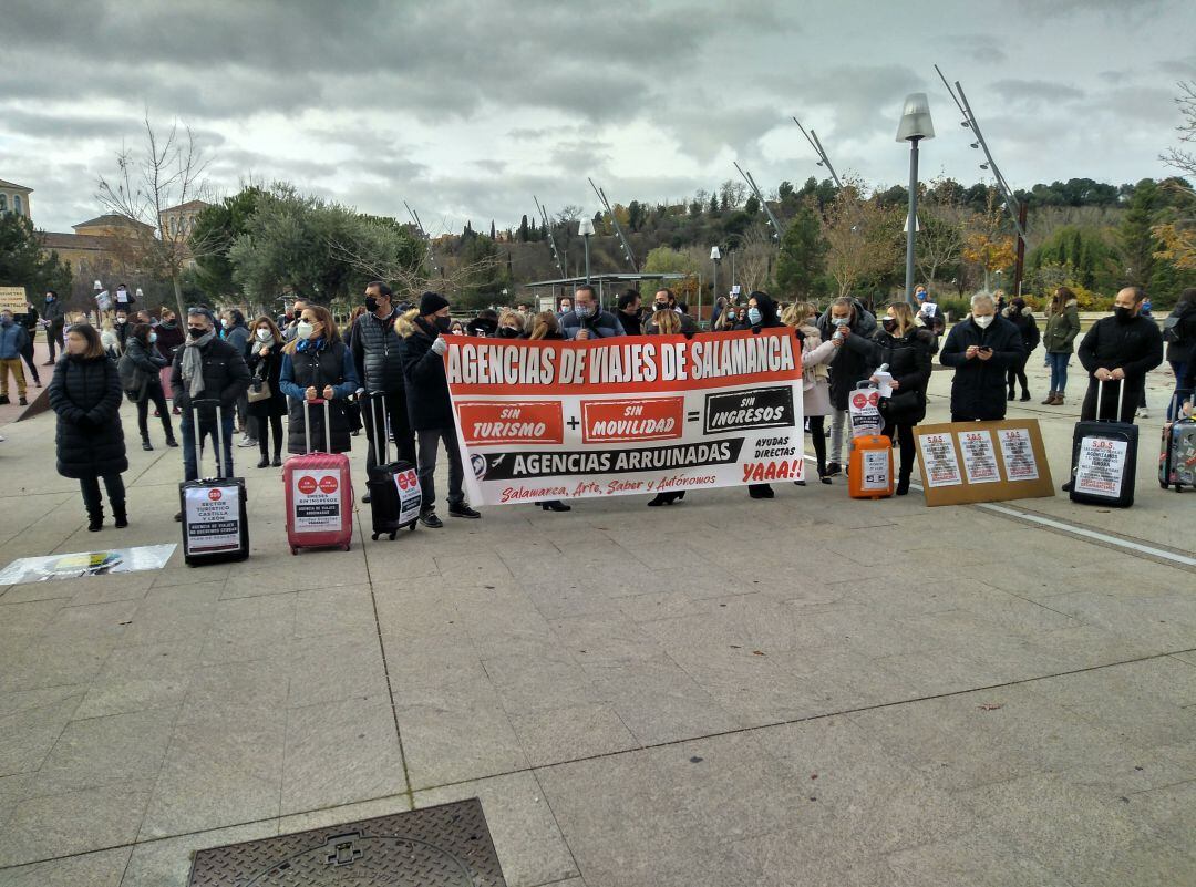 Concentración frente a las Cortés