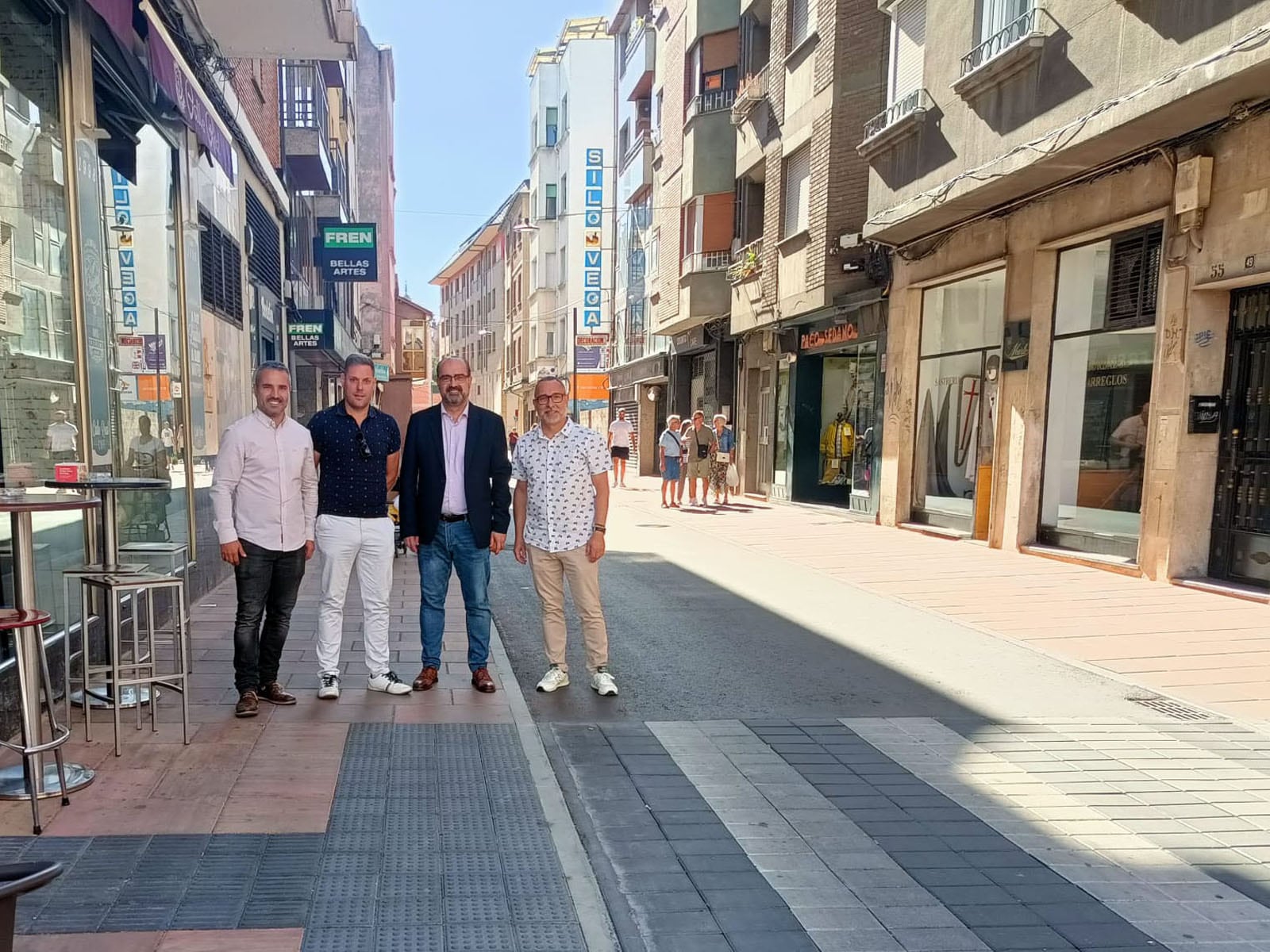 El equipo de Gobierno, en la calle Real