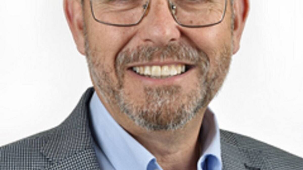 El alcalde de Rafal pide incorporarse a su plaza de médico