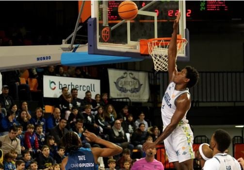 Nico Galette va ser el millor del partit amb 15 punts i 10 rebots.