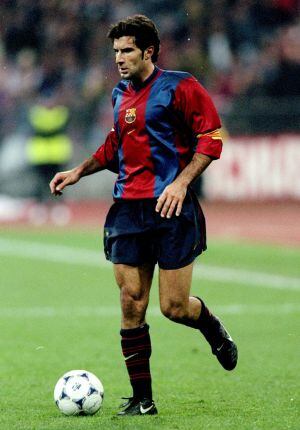 El portugués Luis Figo con la camiseta del Barcelona.