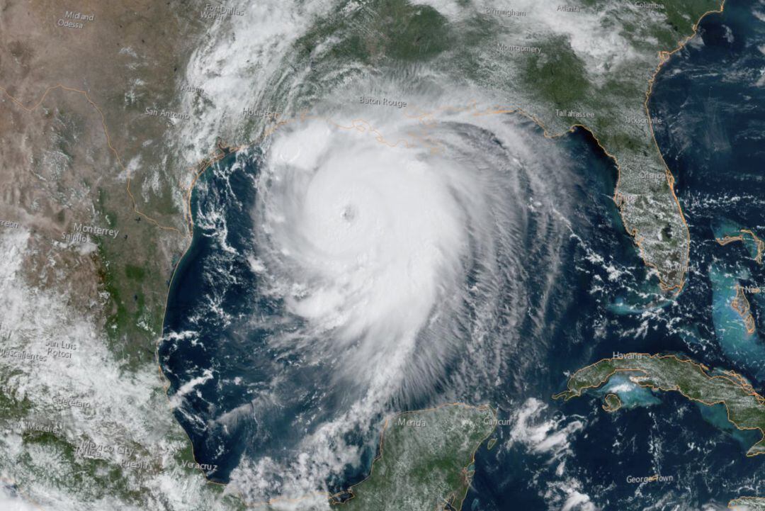 Imagen del huracán Laura en el Golfo de México acercándose a EEUU