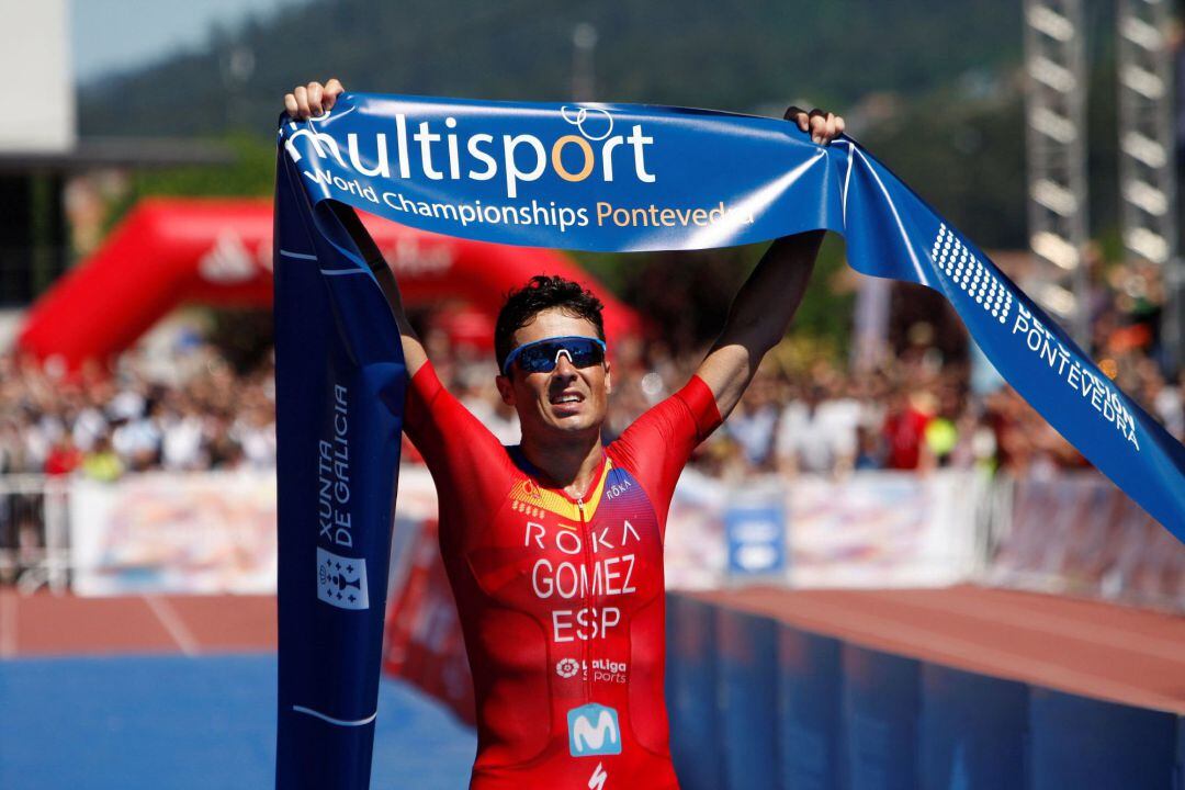 Javi Gómez Noya nuevo Campeón del Mundo de Triatlón de larga distancia, durante su participación este sábado