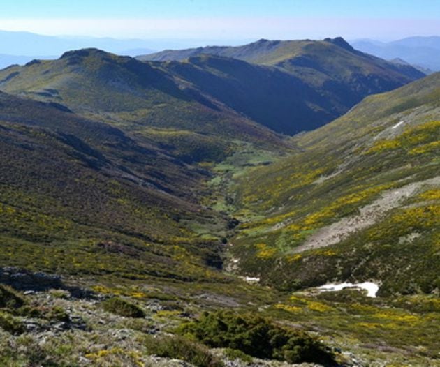 Imagen del macizo del Pico del Lobo.