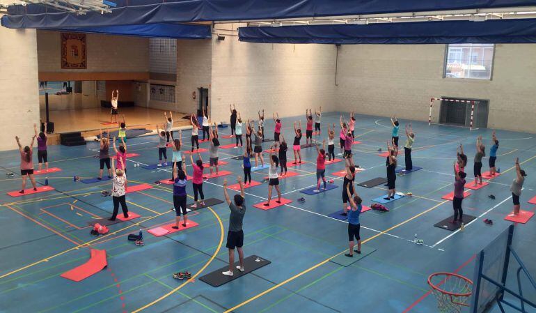 Clase abierta de Pilates