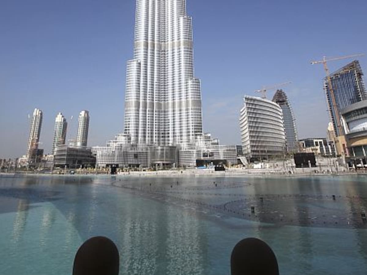 Un cartagenero atrapado en el caos de Dubái: "Ves gente bañándose en la piscina mientras oyes las explosiones"