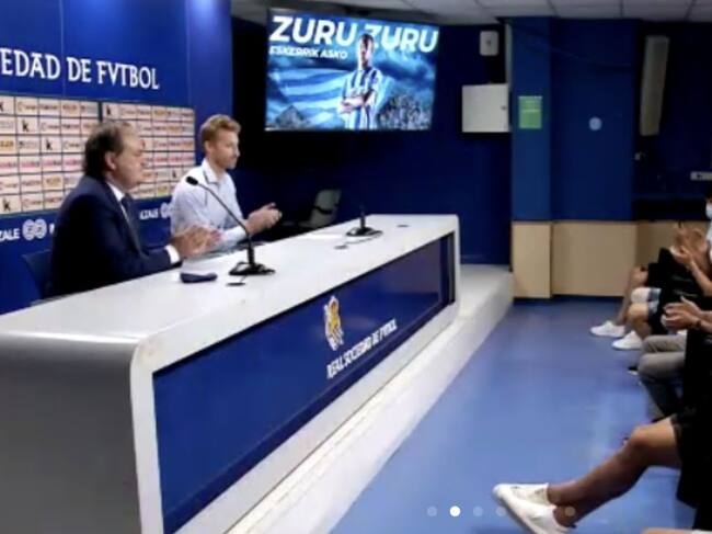 Despedida de zurutuza en la sala de prensa del Reale Arena