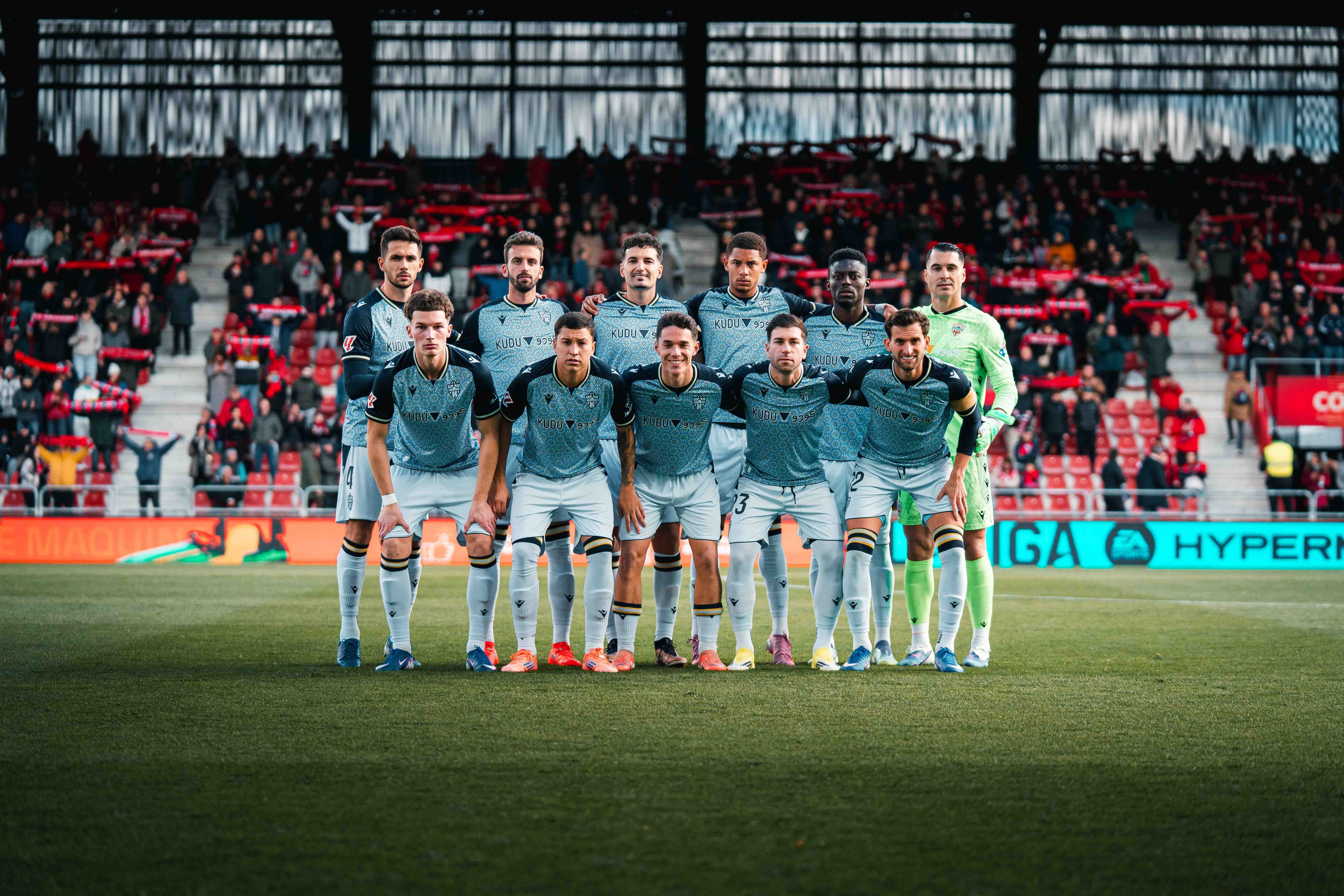 La camiseta se estrenaba en Anduva con un empate a dos goles.