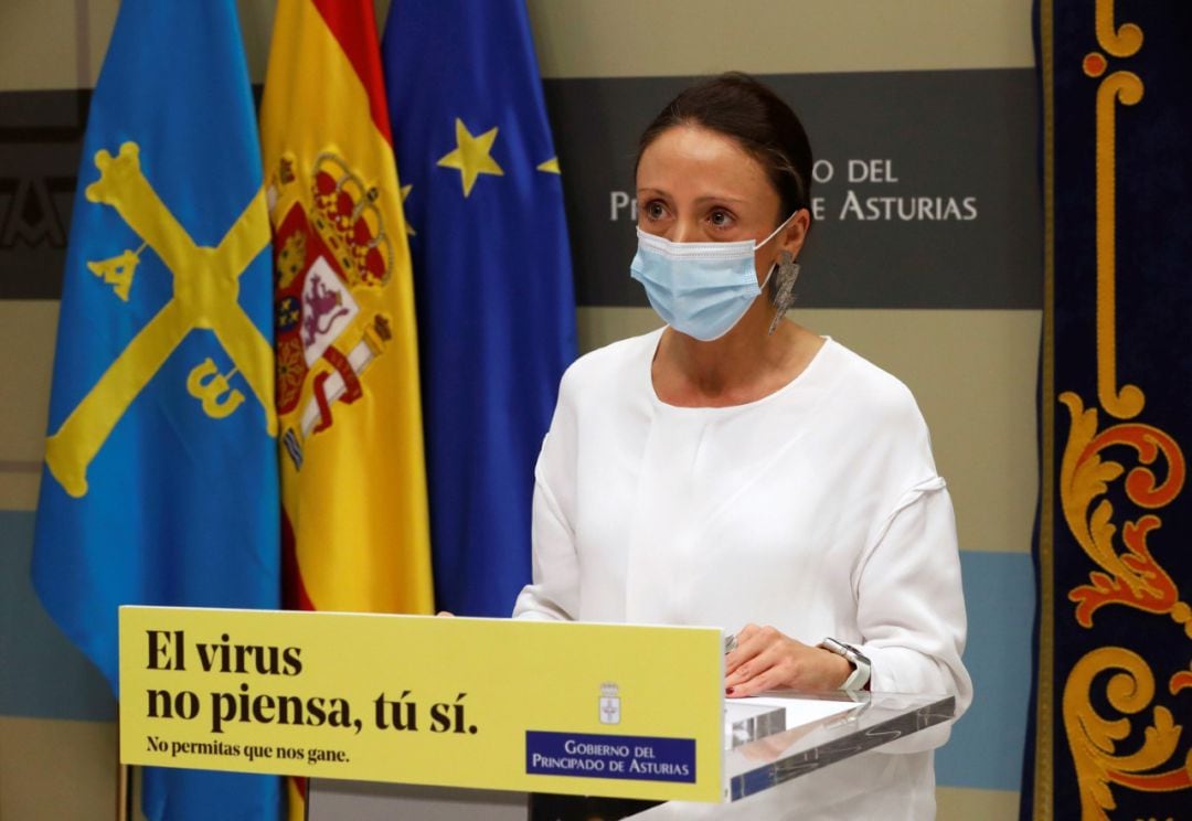 La consejera de Derechos Sociales, Melania Álvarez, durante una rueda de prensa. 