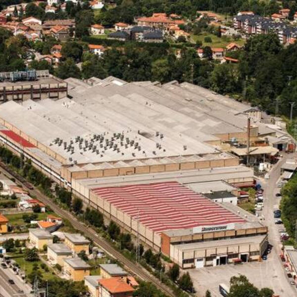 Bridgestone anuncia el despido de 211 personas en su fábrica de Puente San Miguel