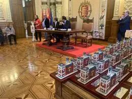 Un momento del reconocimiento del Ayuntamiento a la labor periodística de la ciudad