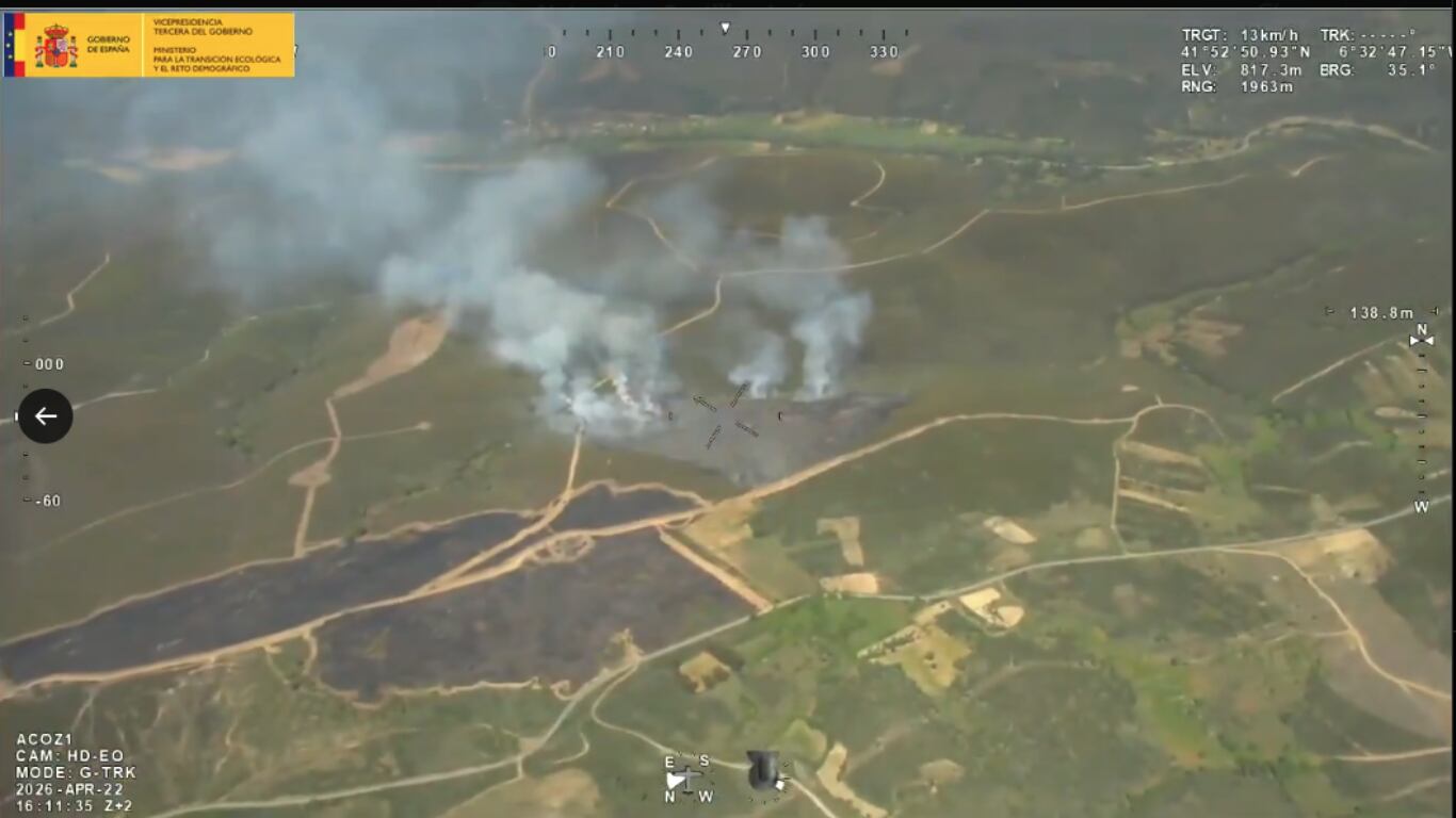 Vista aérea del incendio de Riomanzanas