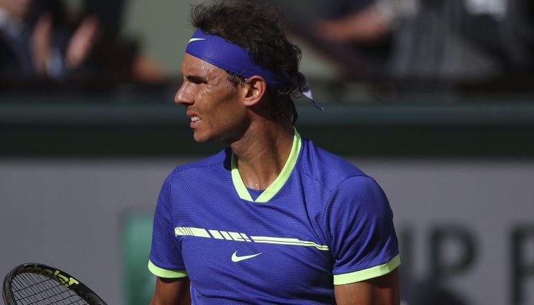 Rafa Nadal celebra un punto ante Dominic Thiem