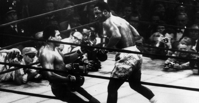 Imagen del primer combate entre Muhammad Ali y Joe Frazier