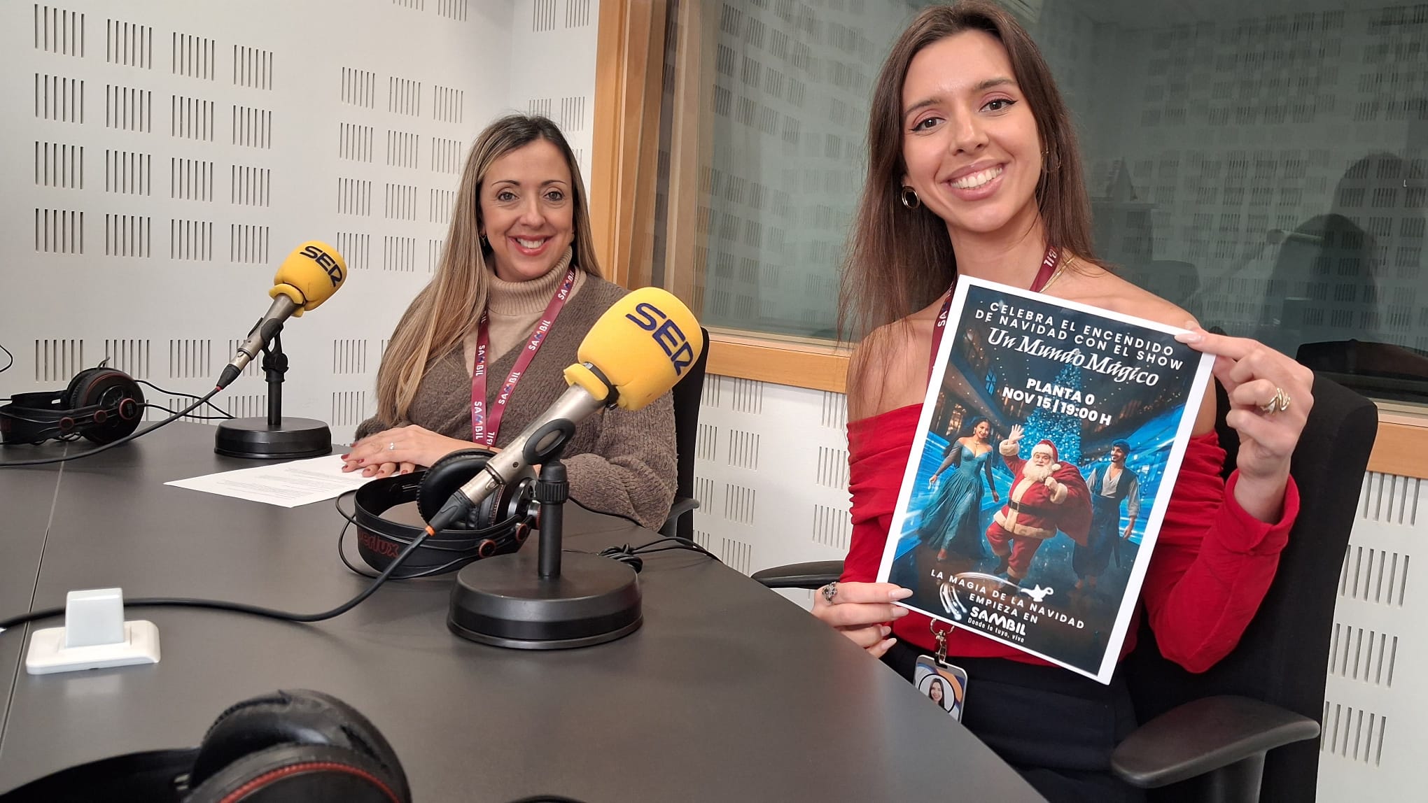 Hayrel Belisario, gerente del Sambil Madrid, y Sandra Domínguez, directora de Marketing de Sambil