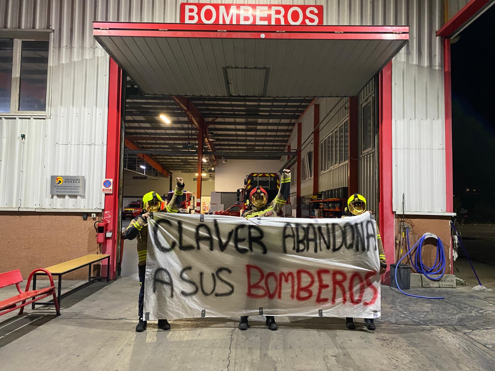 Parque del SPEIS de Sabiñánigo con los bomberos en huelga