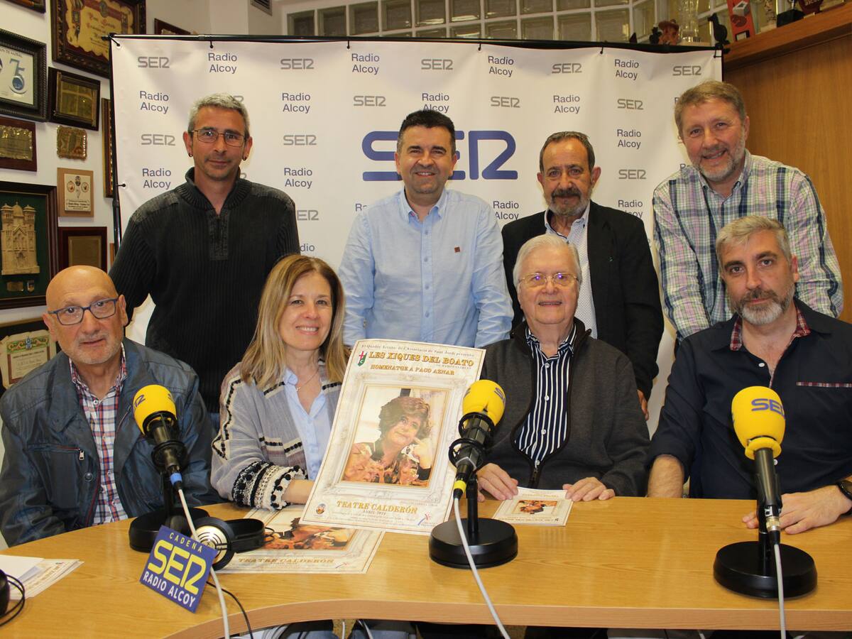 Paco Aznar y el sainete 'Les xiques del boato', protagonistas de Amagatalls de la Festa