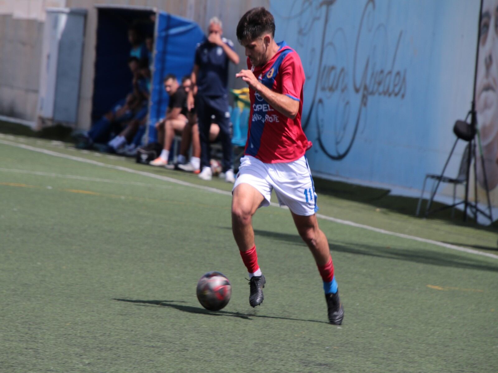 Adrián Machín en uno de los partidos de la UD Lanzarote.