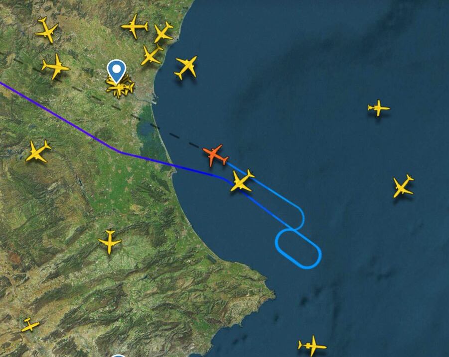 Numerosos vuelos desviados en el aeropuerto de Ibiza