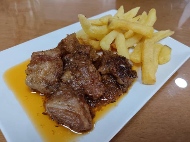 Chicharrones guisados