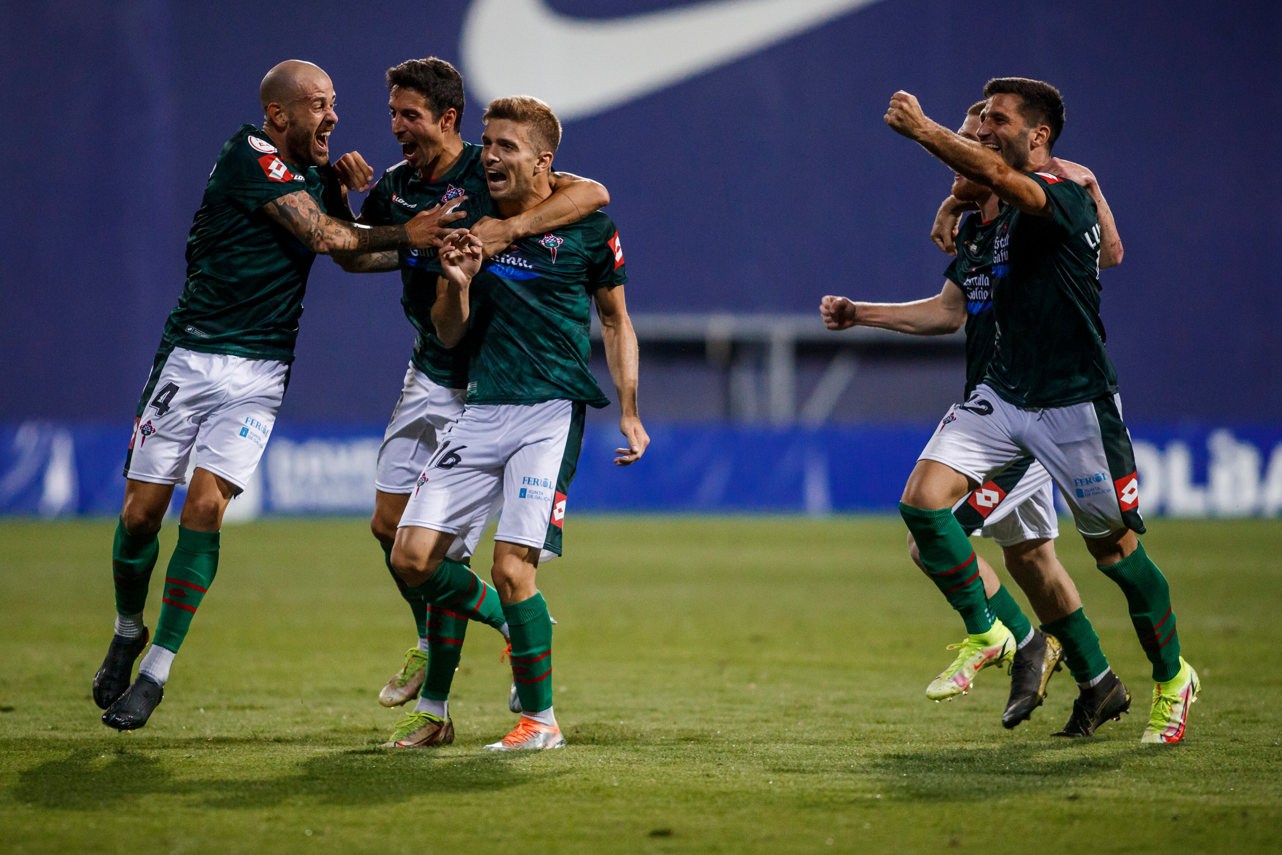 Fran Manzanara celebra su gol en el Rayo Majadahonda-Racing del pasado sábado en el Cerro del Espino