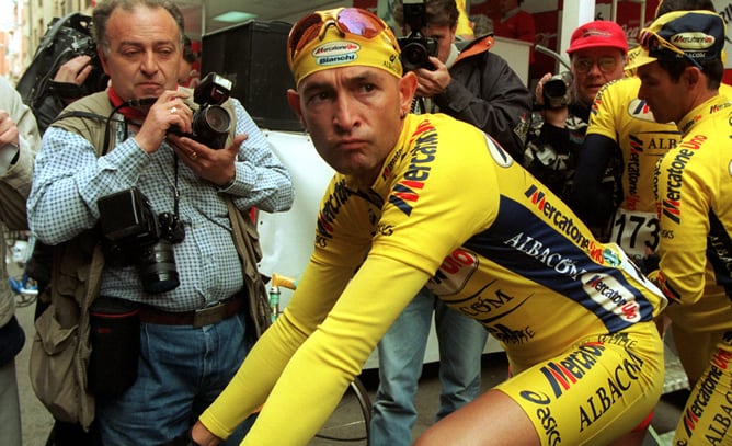 Después de ocho meses sin competir por su descalificación en el Giro de 1999, el italiano volvió a competir en Valencia