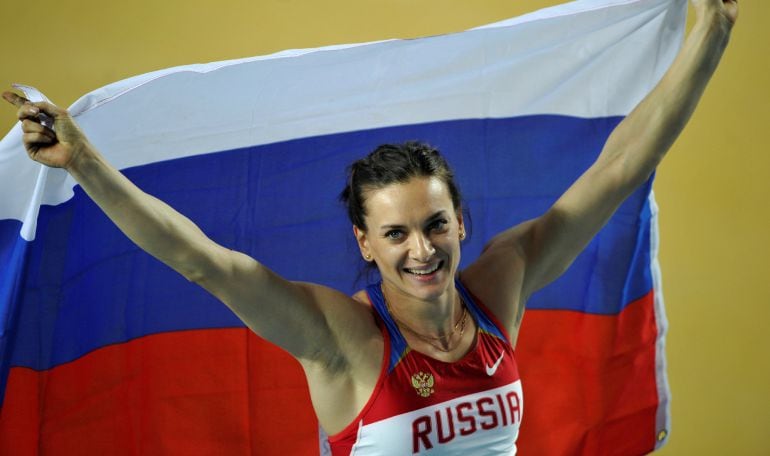 Isinbayeva durante los mundiales de pista cubierta en Estambul (2012)