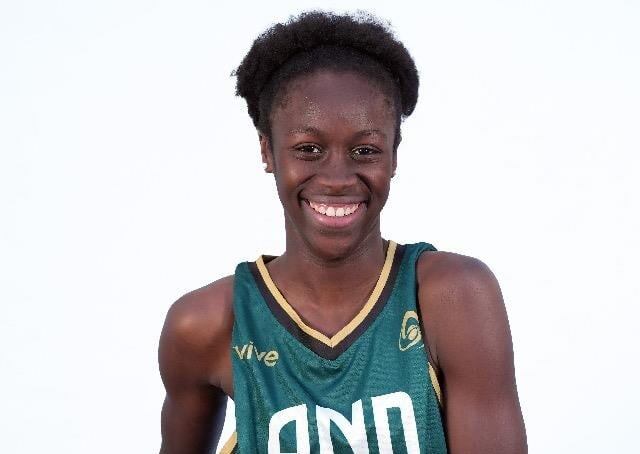 La mojonera Elena Gomes disputa con Andalucía el Nacional cadete en Huelva.