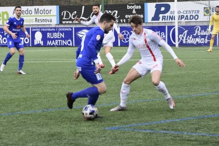 Luque fue titular en Oviedo