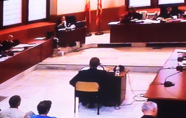 El subinspector dels Mossos, Antoni Salleras, que va dirigir la investigació contra els prostíbuls Riviera i Saratoga, declarant com a testimoni al judici que es celebra a l'Audiència de Barcelona