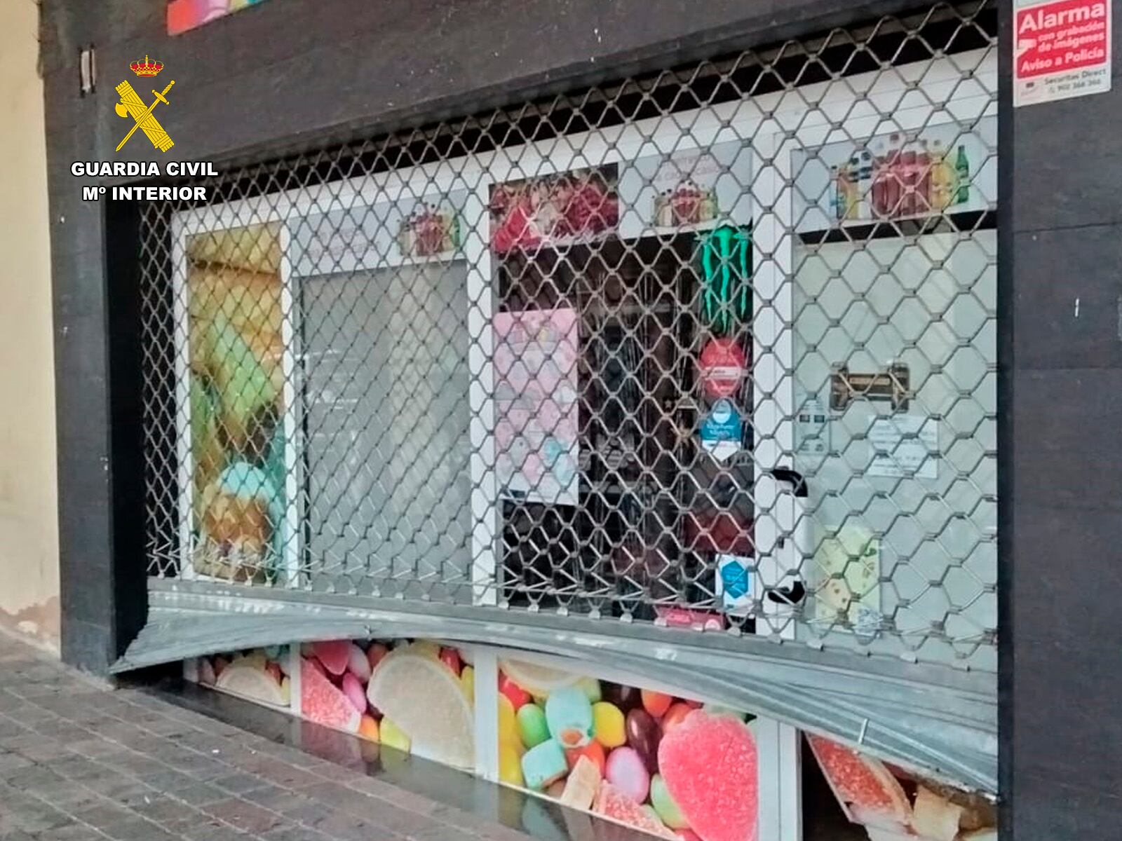 La Guardia Civil detiene al presunto autor de un robo con fuerza en un comercio de Albelda de Iregua