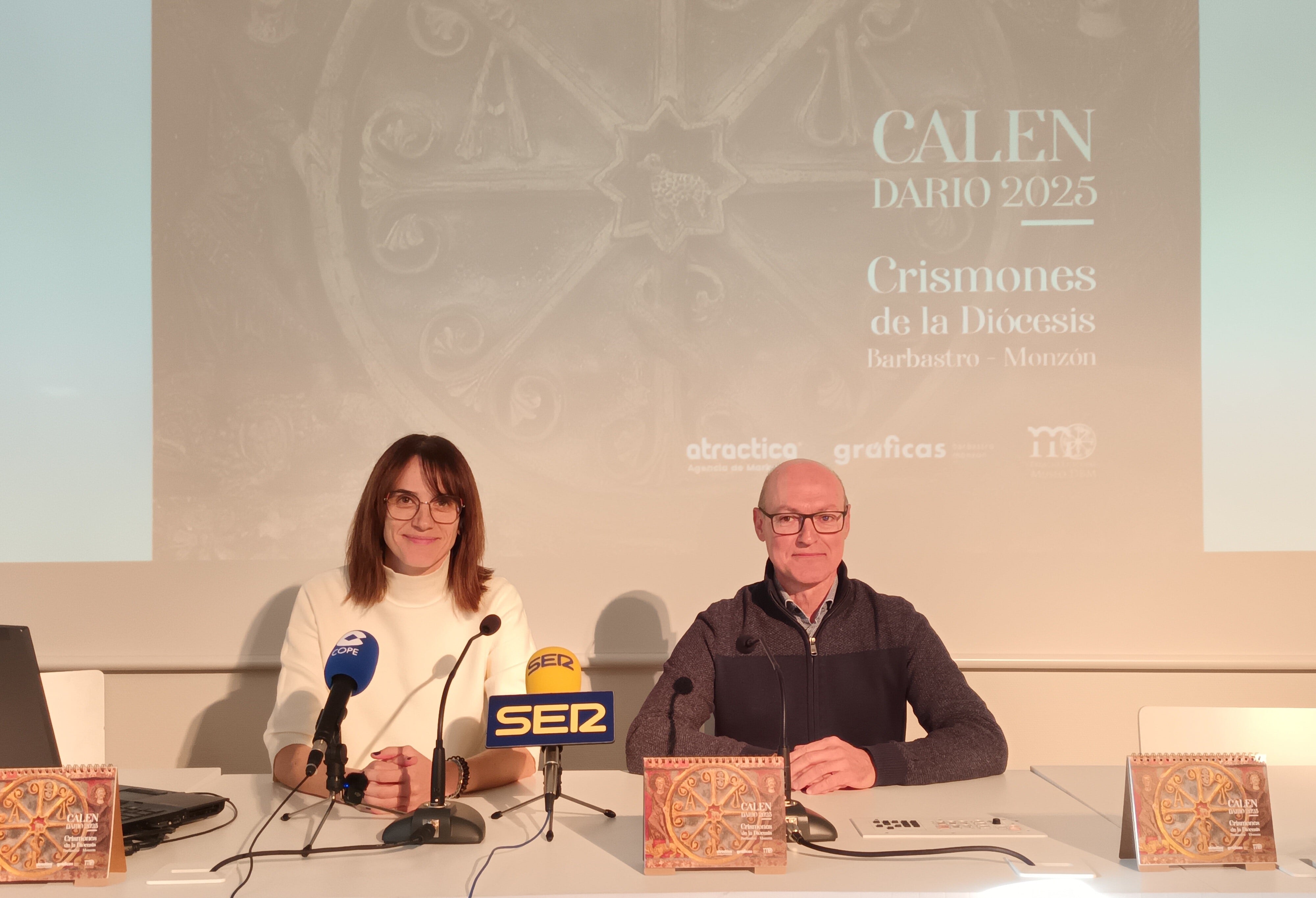 María Puértolas y Miguel Hecho en la presentación del calendario para 2025