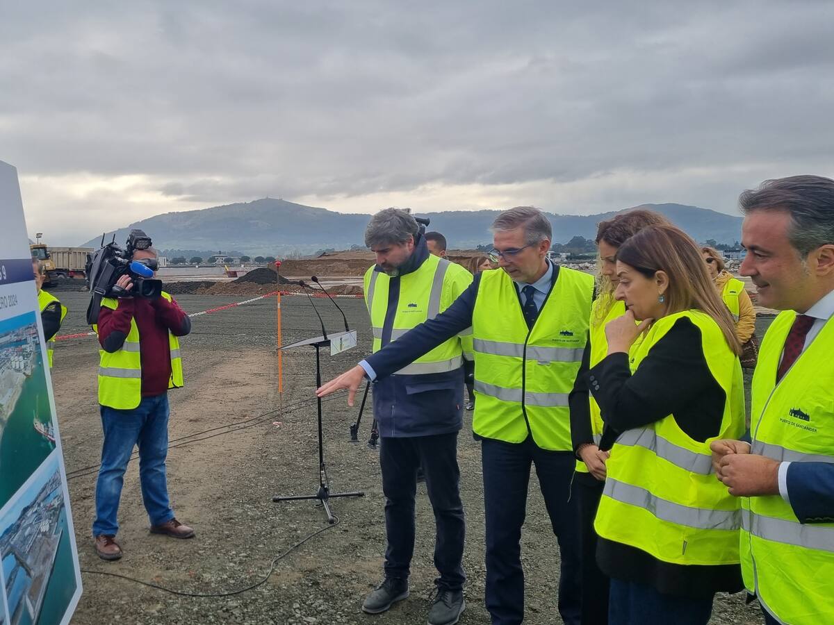 El Puerto invertirá 14 millones en dos obras complementarias en el muelle 9 de Raos