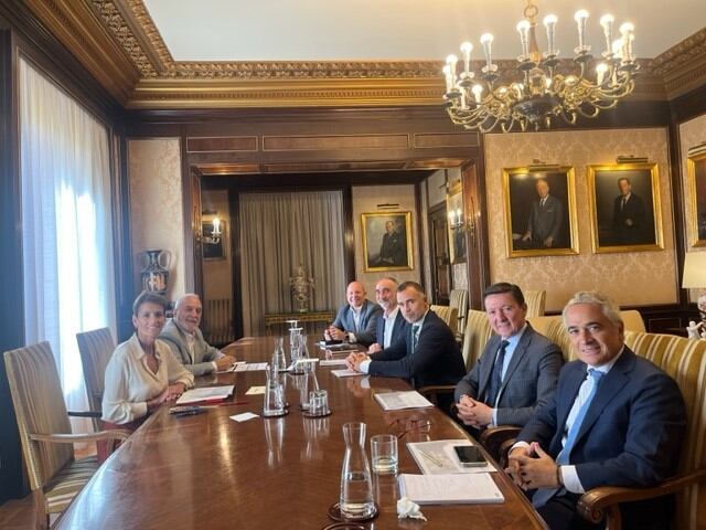 La presidenta María Chivite se reúne con representantes del CNTA de Navarra y el CTIC-CITA de la Rioja