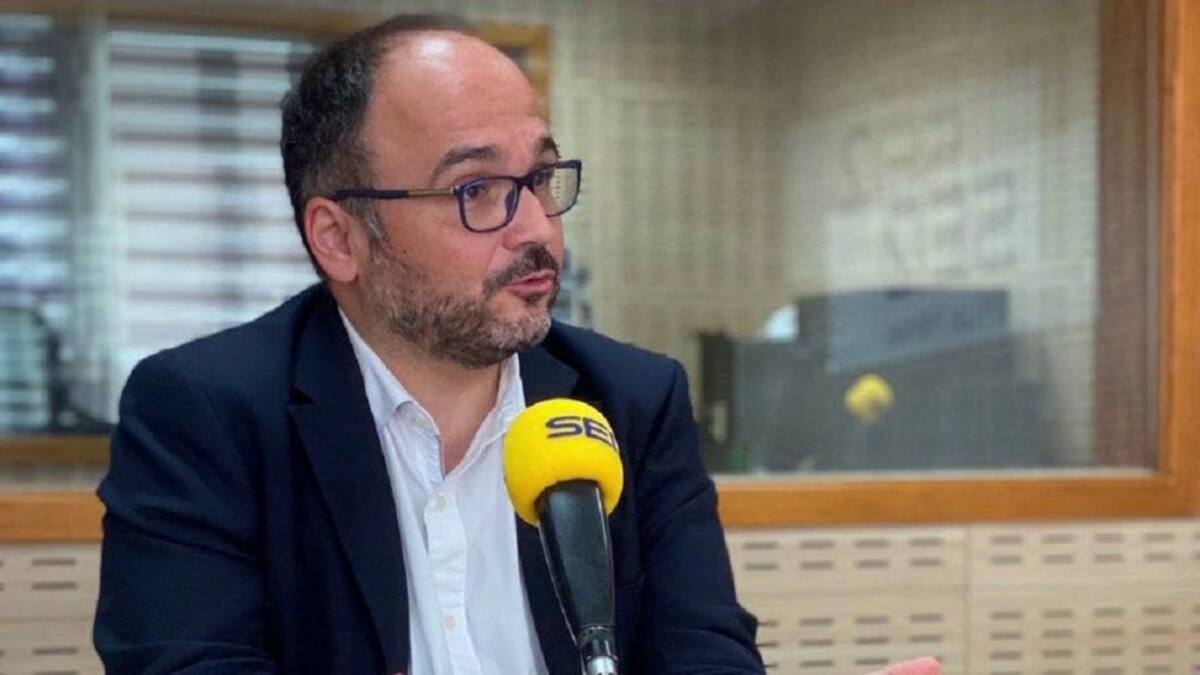 José Antonio Valbuena asume Educación de manera temporal