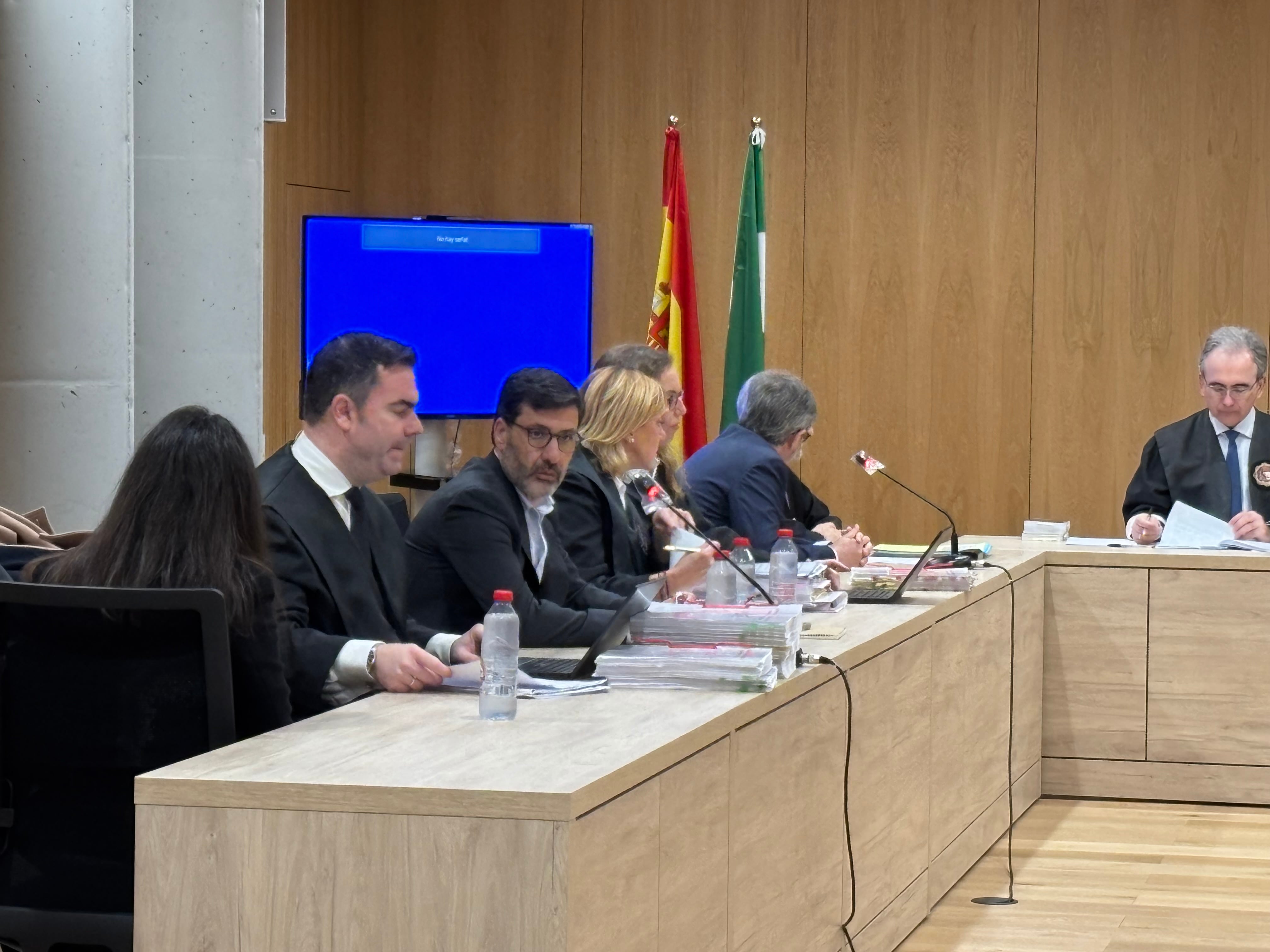 Juicio a Jesús León, Carlos González e Isabel Madueño en la Audiencia Provincial de Córdoba