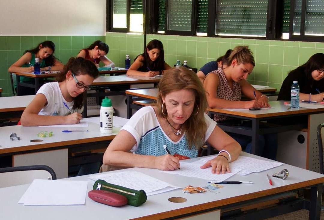 Educación.- El BOJA publica el decreto de la OPE de 2019 para maestros y catedrá