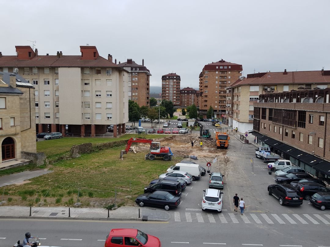 Finca donde se prevé la construcción de un aparcamiento subterráneo.