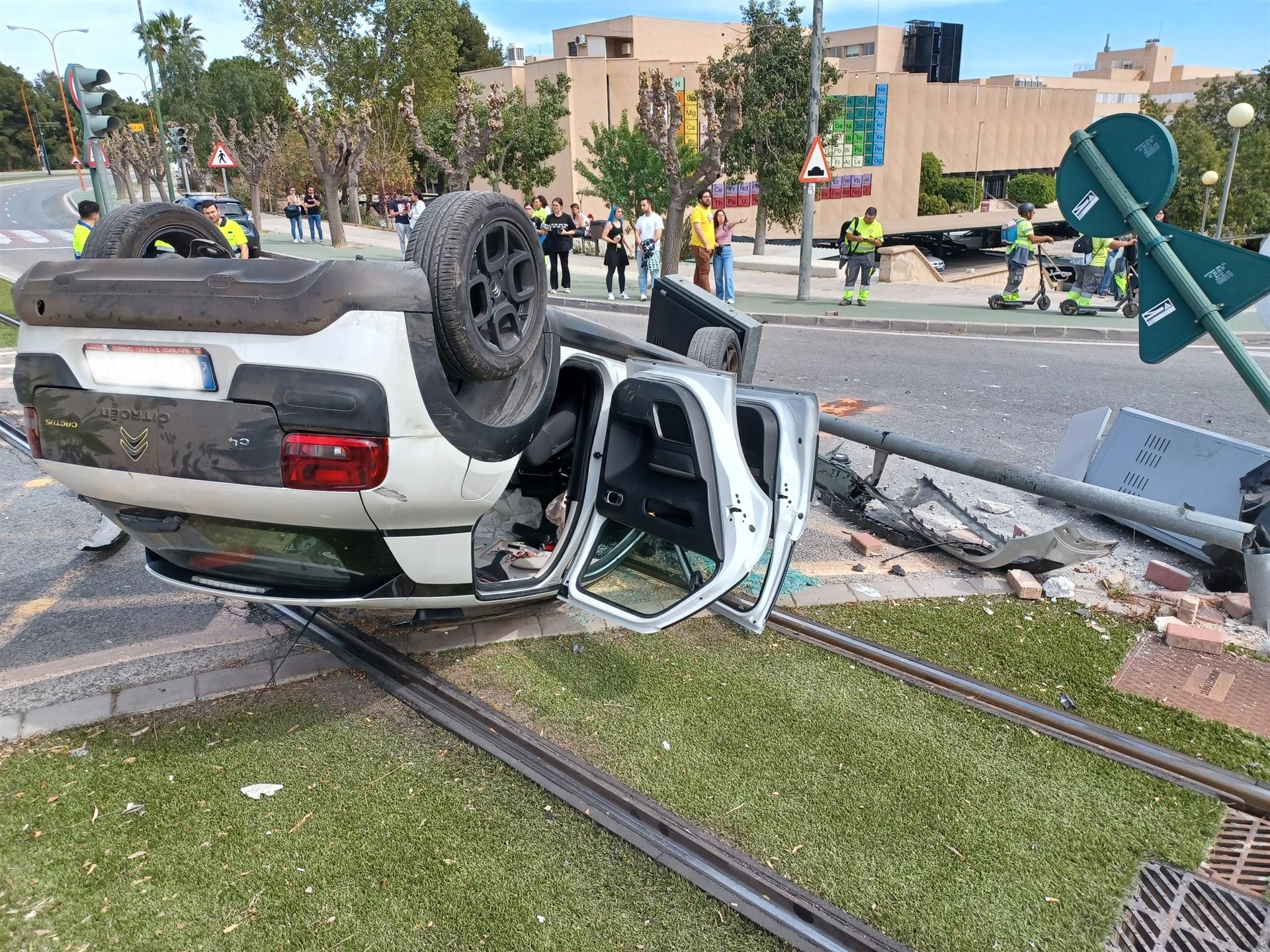 Imagen del accidente en el campus de Espinardo