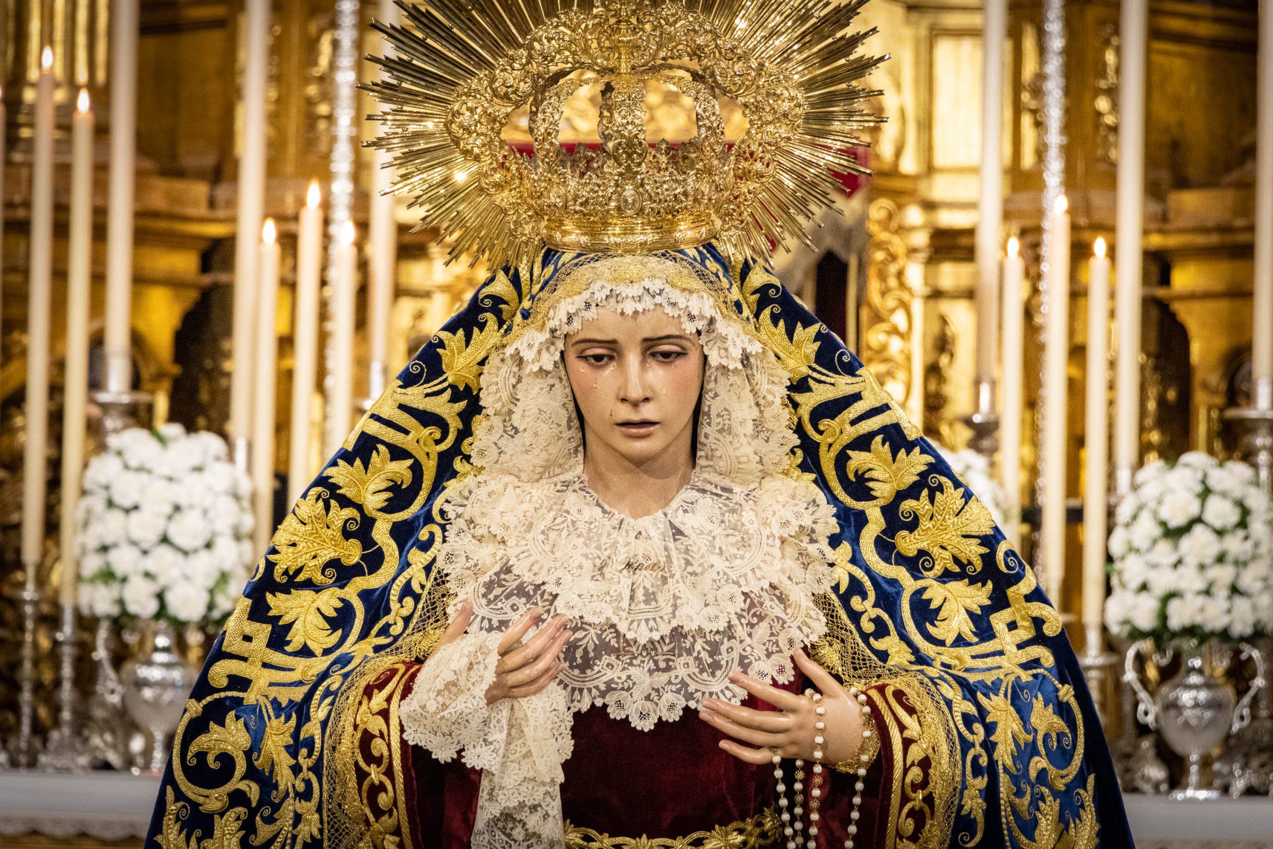 Imagen de la Virgen de las Penas de la Hermandad de Santa Marta