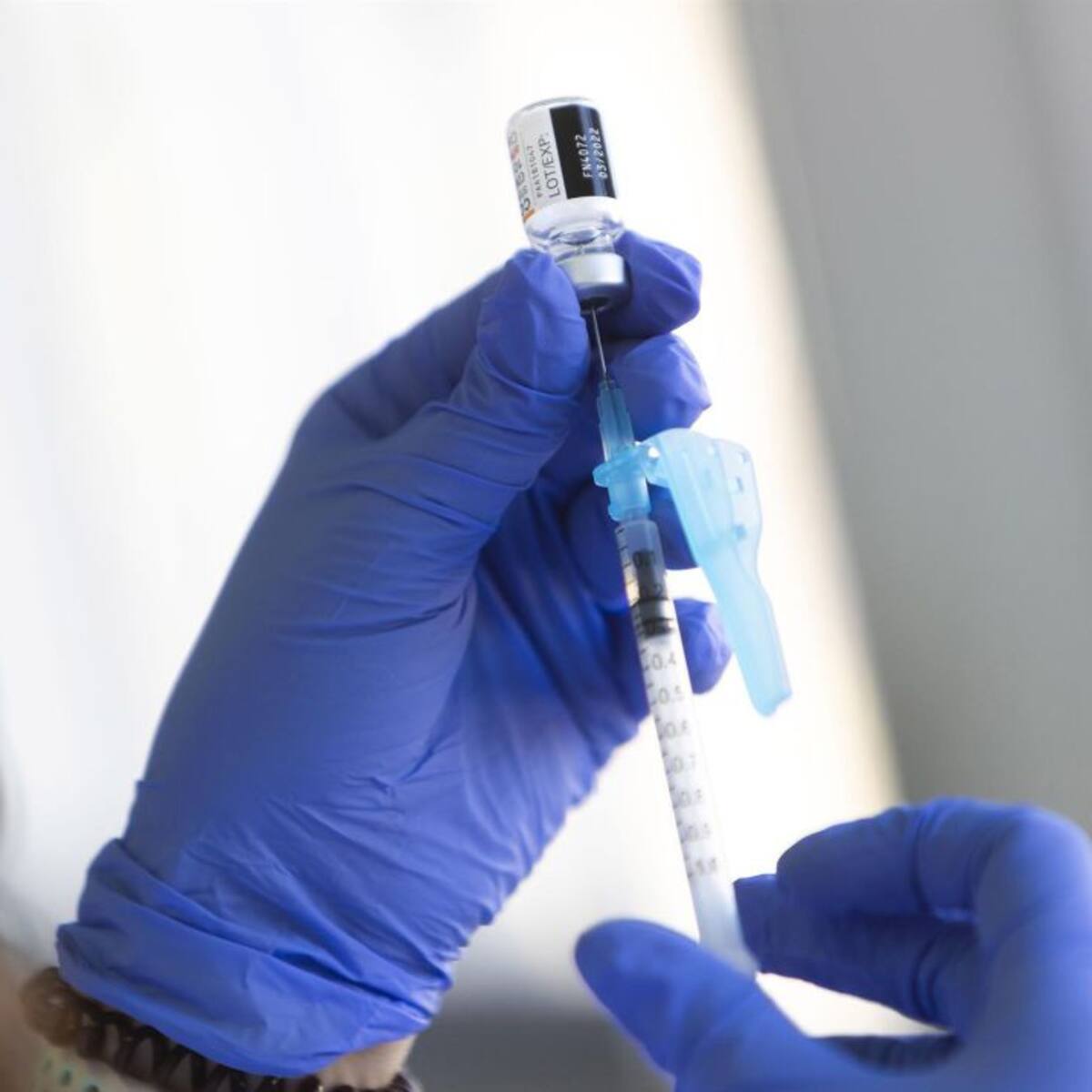 Galicia alcanza el objetivo de vacunación de la gripe en población infantil esta campaña al superar el 60%