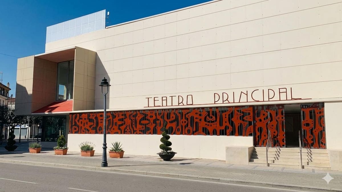 Reabre el Teatro Principal de Andújar tras meses de renovación