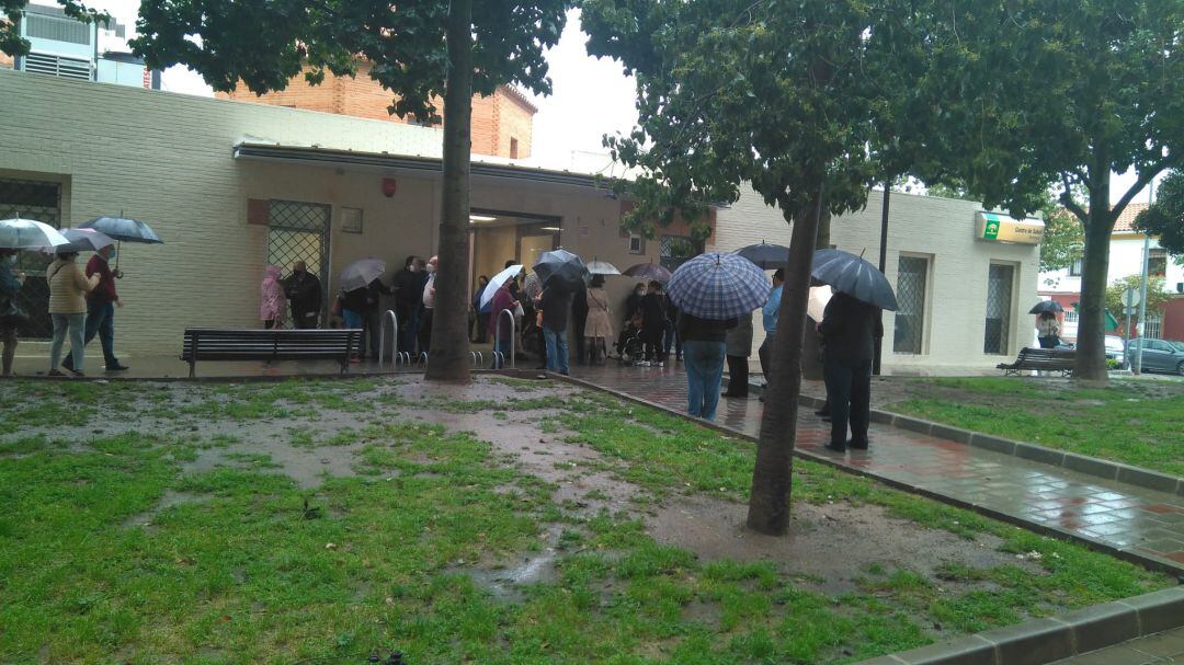 Esperas en el centro de Salud de Carranque (Málaga)