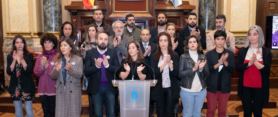 Acto de la Corporación municipal con motivo del Día contra la violencia machista