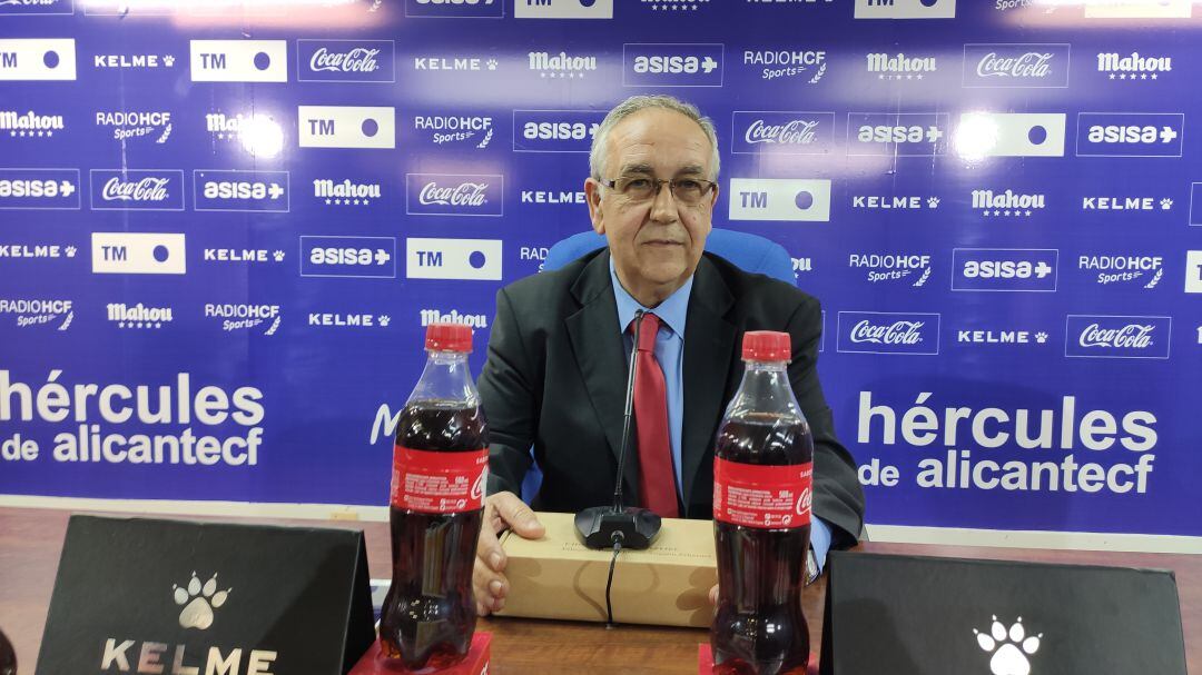 Quique Hernández, en la sala de prensa de Rico Pérez